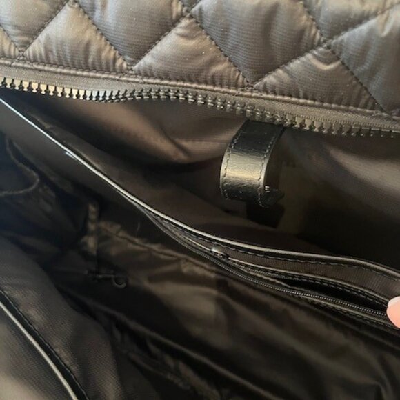 QUINCE TRANSIT QUILTED DUFFLE BAG - Picture 8 of 16